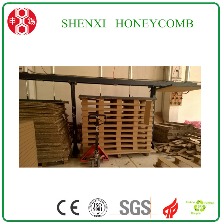 honeycomb pallet machine